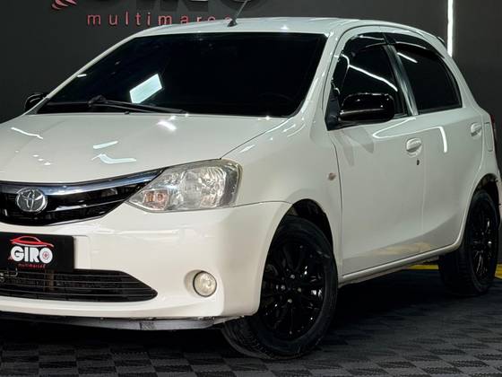 TOYOTA ETIOS 1.5 XLS 16V FLEX 4P MANUAL